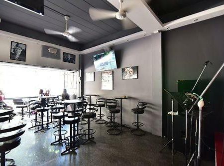 Escobar Guesthouse 乔木提恩海滩 外观 照片
