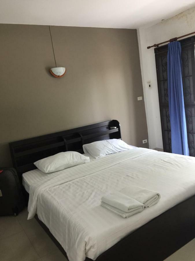 Escobar Guesthouse 乔木提恩海滩 外观 照片